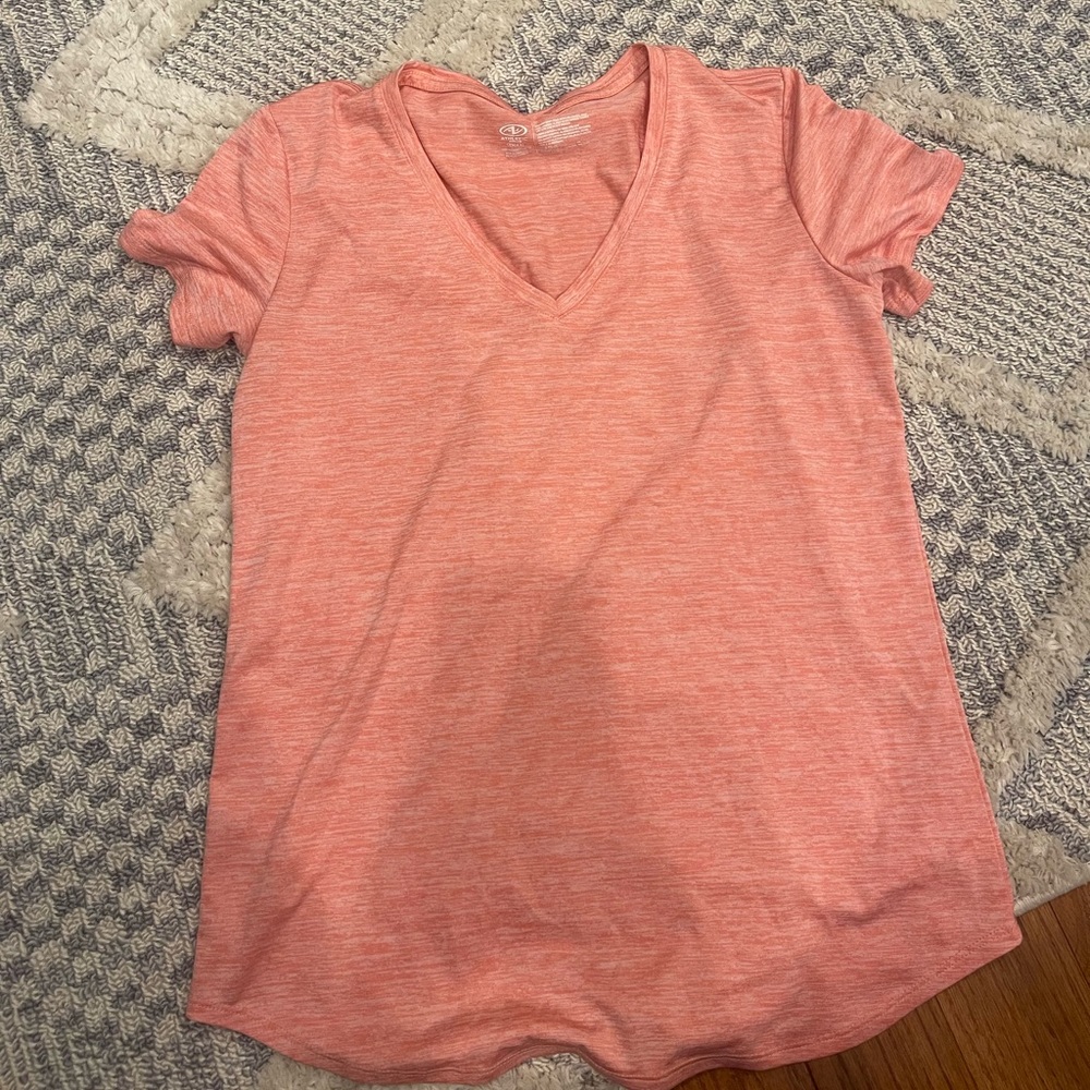 Athletic Works Pink V-Neck Short Sleeve Shirt Small